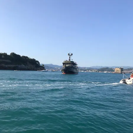 Vento Sul Mare Luxury Con Jacuzzi Cinque Terre Διαμέρισμα